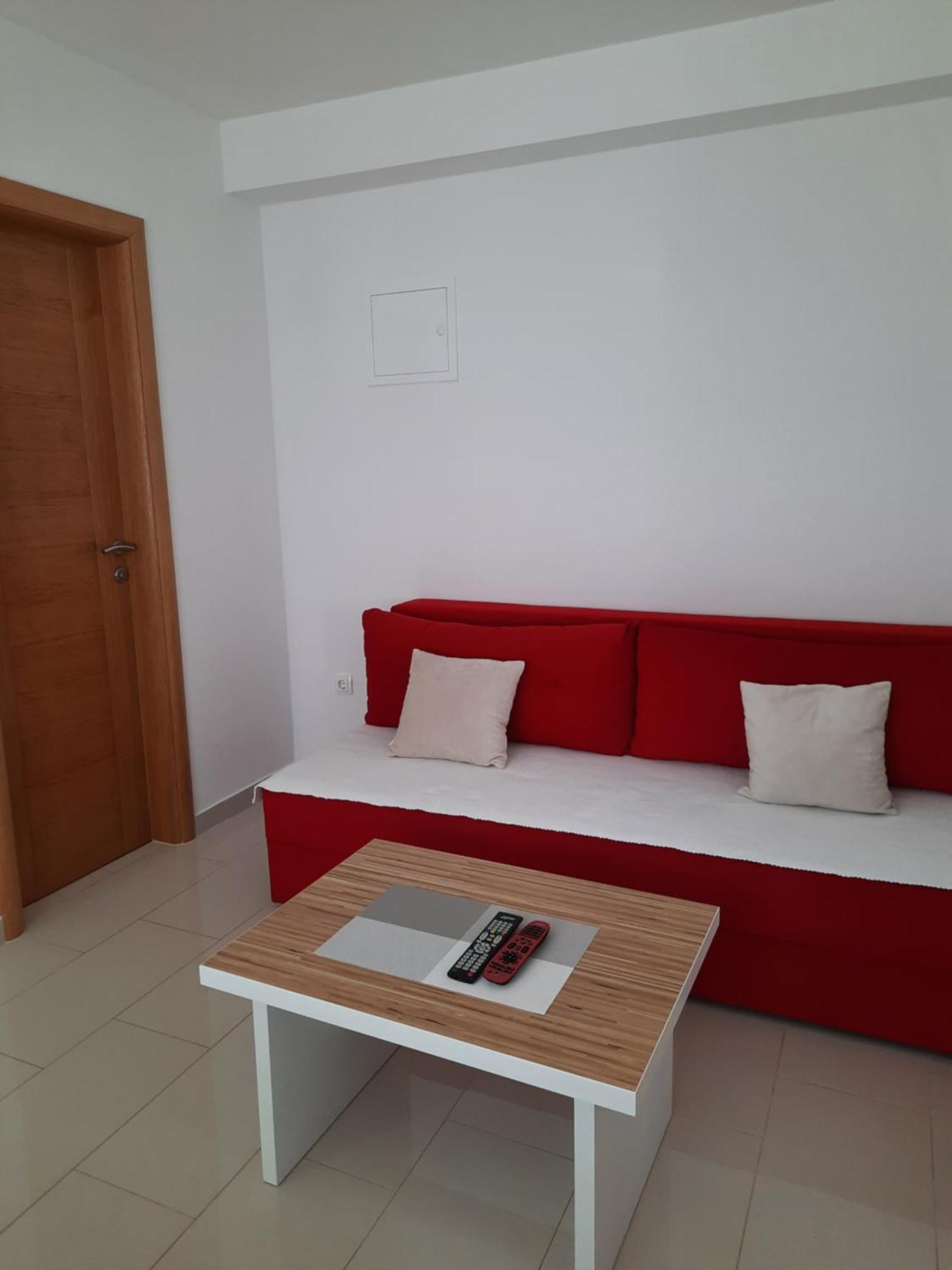 Apartmani Perla เนอุม ภายนอก รูปภาพ